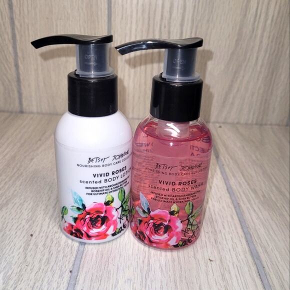 Betsy Johnson Vivid Roses Scented Body Wash And Body Lotion 3.4 FL Oz NWT - Picture 1 of 7